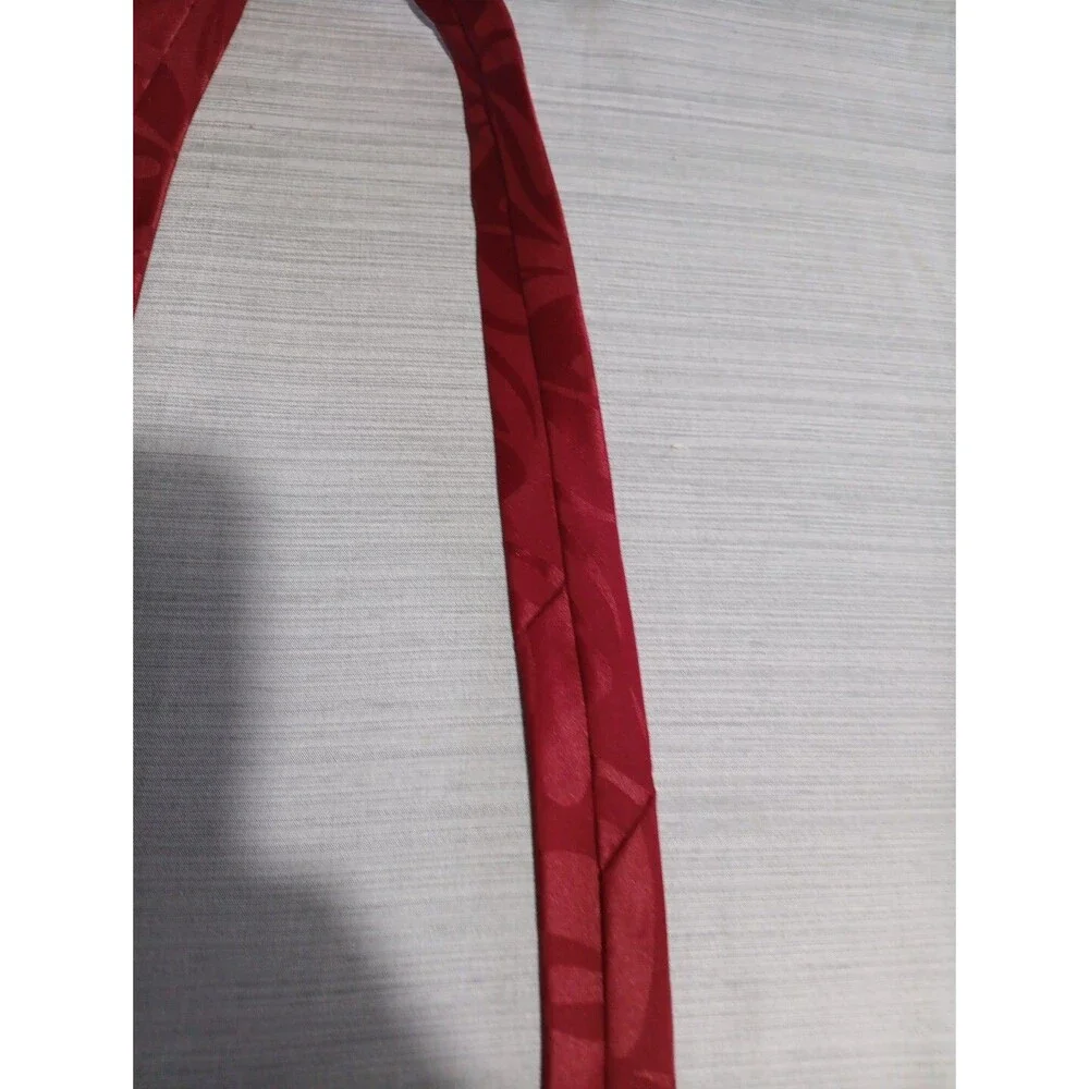 Vintage Red Bud Light Tie Budweiser I Love You Man Fishing Beer 58x4
